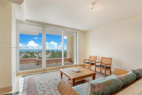 Condo in Key Biscayne, Florida, 4 bedrooms  № 1725834 - photo 3