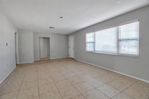 Casa en venta en Bradenton, Florida, 3 dormitorios, 164.25 m2 № 1561240 - foto 8