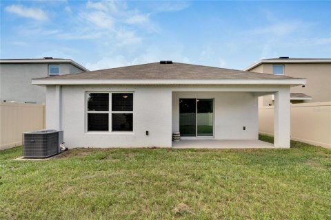House in Wimauma, Florida 3 bedrooms, 140.84 sq.m. № 2105169 - photo 24