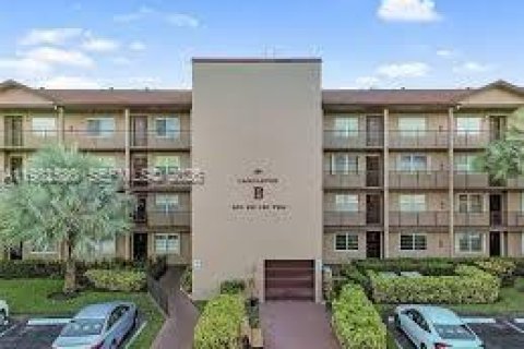 Condo à Pembroke Pines, Floride, 2 chambres  № 2050194