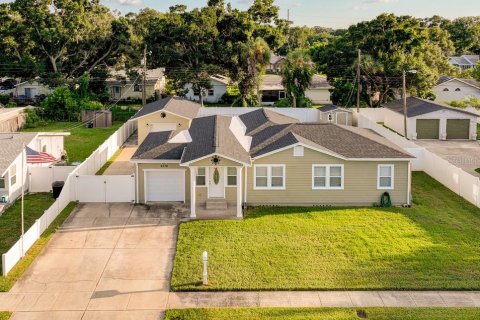 Casa en venta en Saint Petersburg, Florida, 3 dormitorios, 135.27 m2 № 2387408 - foto 2