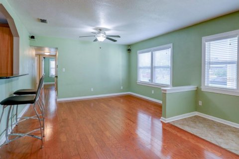 Casa en venta en Saint Petersburg, Florida, 3 dormitorios, 135.27 m2 № 2387408 - foto 7