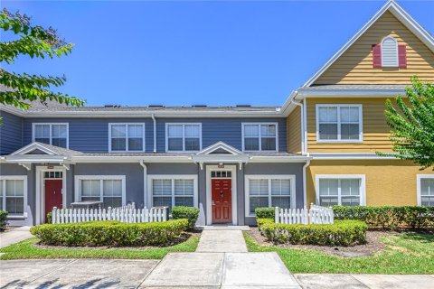 Condominio en venta en Kissimmee, Florida, 3 dormitorios, 120.4 m2 № 1801883 - foto 1