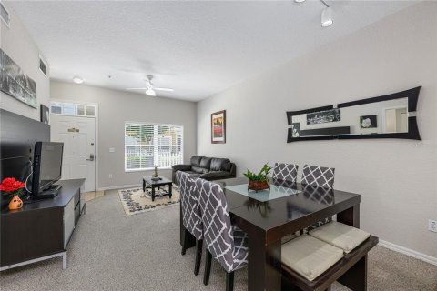 Condominio en venta en Kissimmee, Florida, 3 dormitorios, 120.4 m2 № 1801883 - foto 4