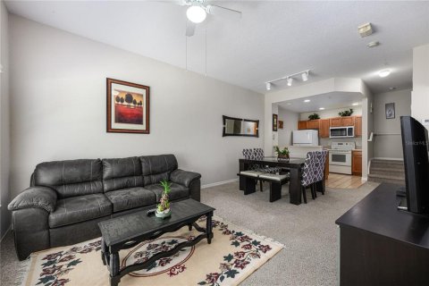 Condominio en venta en Kissimmee, Florida, 3 dormitorios, 120.4 m2 № 1801883 - foto 3