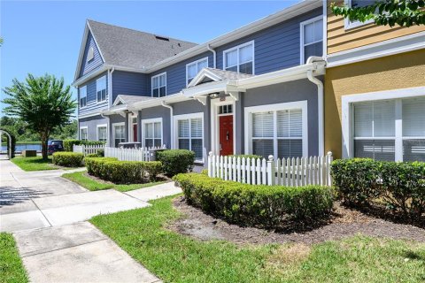 Condominio en venta en Kissimmee, Florida, 3 dormitorios, 120.4 m2 № 1801883 - foto 2