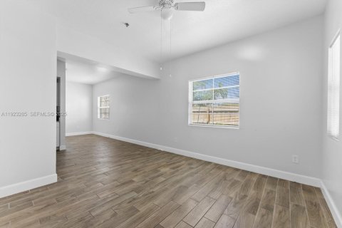 Appartement à louer à Riviera Beach, Floride: 3 chambres, 442.21 m2 № 1976621 - photo 14