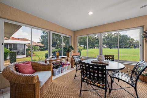 House in Winter Haven, Florida 3 bedrooms, 152.82 sq.m. № 1870732 - photo 15