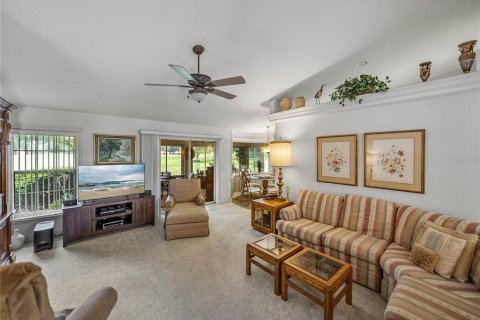 House in Winter Haven, Florida 3 bedrooms, 152.82 sq.m. № 1870732 - photo 5