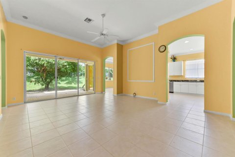 Villa ou maison à vendre à West Palm Beach, Floride: 3 chambres, 192.87 m2 № 2147007 - photo 6