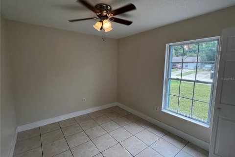 House in Apopka, Florida 3 bedrooms, 104.98 sq.m. № 2258993 - photo 18