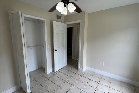House in Apopka, Florida 3 bedrooms, 104.98 sq.m. № 2258993 - photo 21