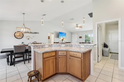 Villa ou maison à vendre à Oxford, Floride: 3 chambres, 137.12 m2 № 1628720 - photo 15