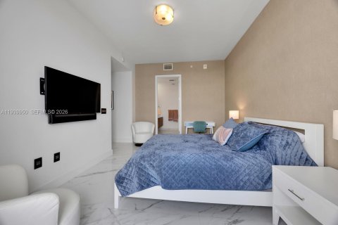 Condo in Coral Gables, Florida, 4 bedrooms  № 1997669 - photo 26