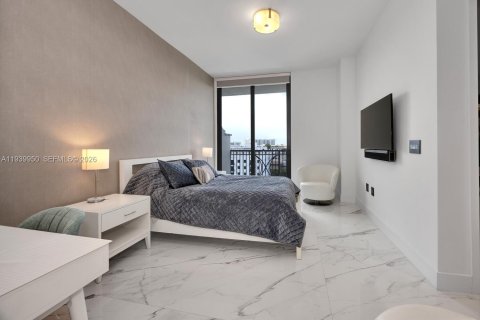 Condo in Coral Gables, Florida, 4 bedrooms  № 1997669 - photo 25