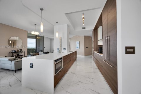 Condo in Coral Gables, Florida, 4 bedrooms  № 1997669 - photo 15