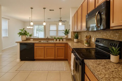 Touwnhouse à vendre à Orlando, Floride: 3 chambres, 161.37 m2 № 1911407 - photo 3