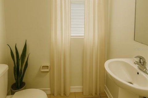 Touwnhouse à vendre à Orlando, Floride: 3 chambres, 161.37 m2 № 1911407 - photo 6