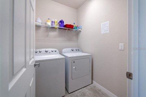 House in Kissimmee, Florida 3 bedrooms, 196.95 sq.m. № 1850032 - photo 19