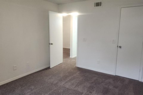 Condominio en venta en Orlando, Florida, 1 dormitorio, 68.28 m2 № 2098718 - foto 6