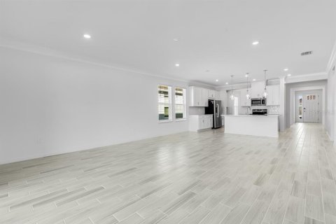 House in Port Charlotte, Florida 4 bedrooms, 222.41 sq.m. № 1592704 - photo 6