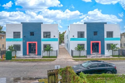 Immobilier commercial à Miami, Floride № 2088489