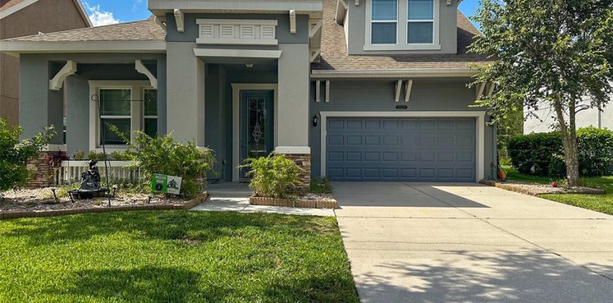 Casa en CONNERTON
en Land O' Lakes, Florida 4 dormitorios, 212.19 m2 № 1875912