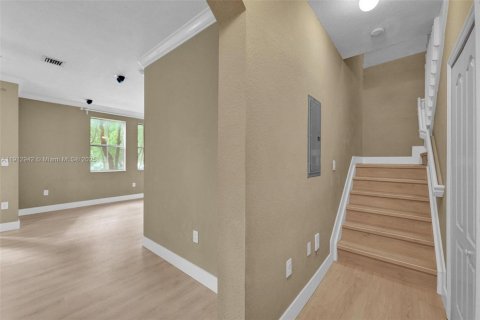 Купить таунхаус в Плантация, Флорида 2 спальни, 111.95м2, № 1969260 - фото 18