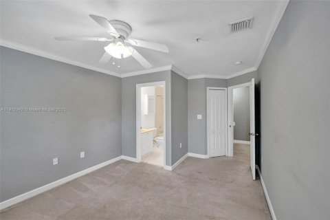 Купить таунхаус в Плантация, Флорида 2 спальни, 111.95м2, № 1969260 - фото 26