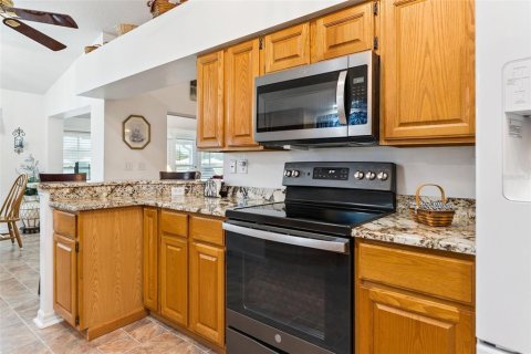 Casa en venta en Haines City, Florida, 2 dormitorios, 160.16 m2 № 2197706 - foto 11