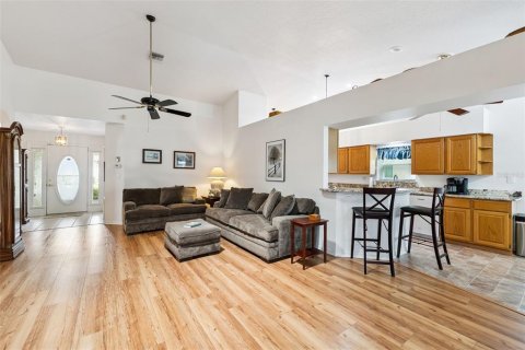 Casa en venta en Haines City, Florida, 2 dormitorios, 160.16 m2 № 2197706 - foto 8
