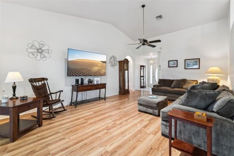 Casa en venta en Haines City, Florida, 2 dormitorios, 160.16 m2 № 2197706 - foto 7