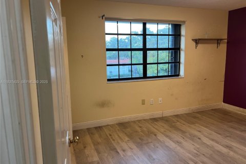 Condominio en venta en Miami, Florida, 3 dormitorios, 126.72 m2 № 1987916 - foto 4