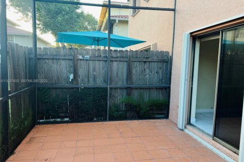 Condominio en venta en Miami, Florida, 3 dormitorios, 126.72 m2 № 1987916 - foto 30