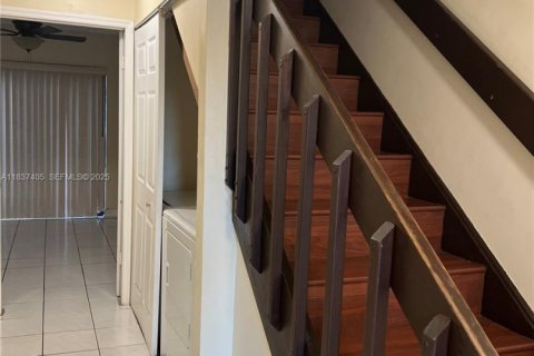 Condominio en venta en Miami, Florida, 3 dormitorios, 126.72 m2 № 1987916 - foto 19