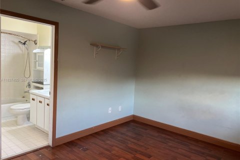 Condominio en venta en Miami, Florida, 3 dormitorios, 126.72 m2 № 1987916 - foto 15