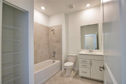 Condo in Venice, Florida, 3 bedrooms  № 1776662 - photo 28