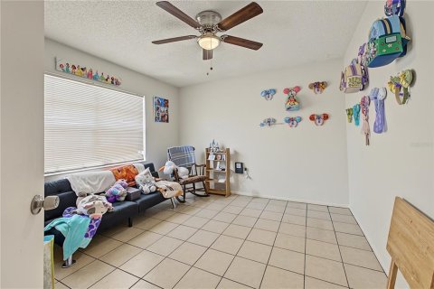 Commercial property in Spring Hill, Florida 4 bedrooms, 193.24 sq.m. № 2373574 - photo 13