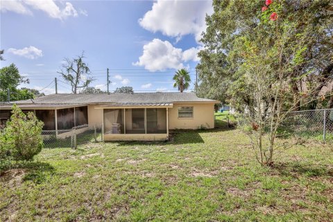 Commercial property in Spring Hill, Florida 4 bedrooms, 193.24 sq.m. № 2373574 - photo 28