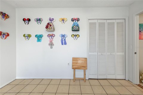 Commercial property in Spring Hill, Florida 4 bedrooms, 193.24 sq.m. № 2373574 - photo 14