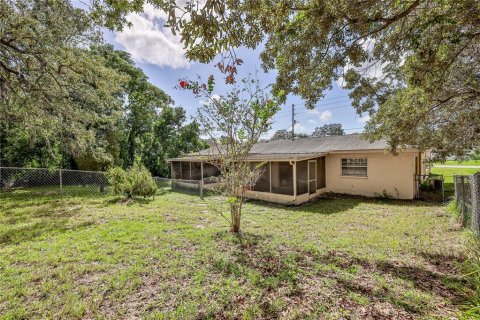 Commercial property in Spring Hill, Florida 4 bedrooms, 193.24 sq.m. № 2373574 - photo 27