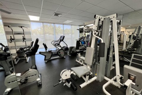 Copropriété à vendre à North Miami, Floride: 1 chambre, 79.43 m2 № 2146502 - photo 18