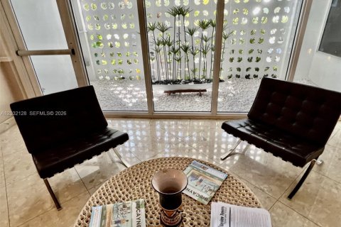 Copropriété à vendre à North Miami, Floride: 1 chambre, 79.43 m2 № 2146502 - photo 23