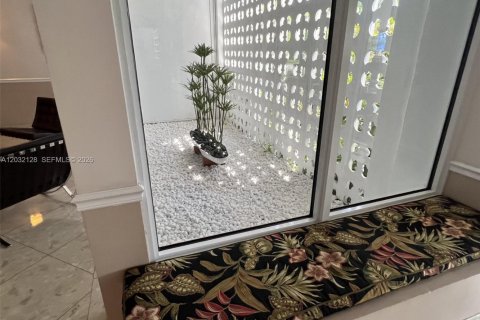 Copropriété à vendre à North Miami, Floride: 1 chambre, 79.43 m2 № 2146502 - photo 24