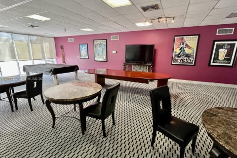 Copropriété à vendre à North Miami, Floride: 1 chambre, 79.43 m2 № 2146502 - photo 16