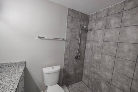 Condo in Orlando, Florida, 1 bedroom  № 1579251 - photo 13