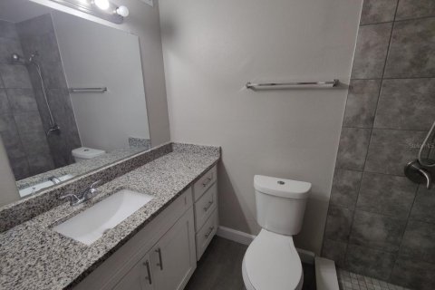 Condo in Orlando, Florida, 1 bedroom  № 1579251 - photo 14