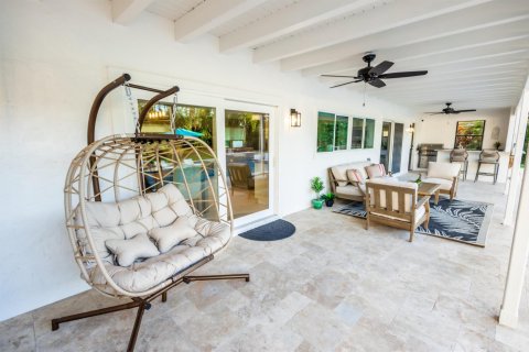Casa en alquiler en Delray Beach, Florida, 5 dormitorios, 283.63 m2 № 2250699 - foto 5