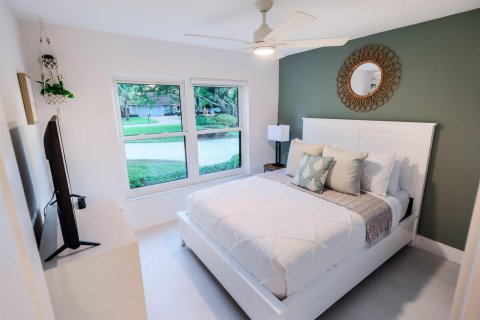 Casa en alquiler en Delray Beach, Florida, 5 dormitorios, 283.63 m2 № 2250699 - foto 25