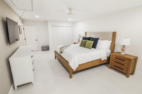 Casa en alquiler en Delray Beach, Florida, 5 dormitorios, 283.63 m2 № 2250699 - foto 18